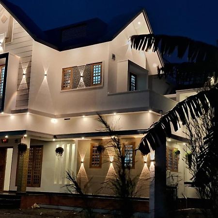 Rockland Holidays Ramakkalmedu Luaran gambar